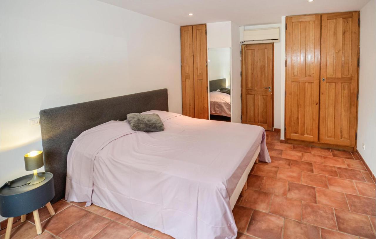 3 Bedroom Awesome Home In Chateuneuf De Gadagne Chateauneuf-de-Gadagne Экстерьер фото