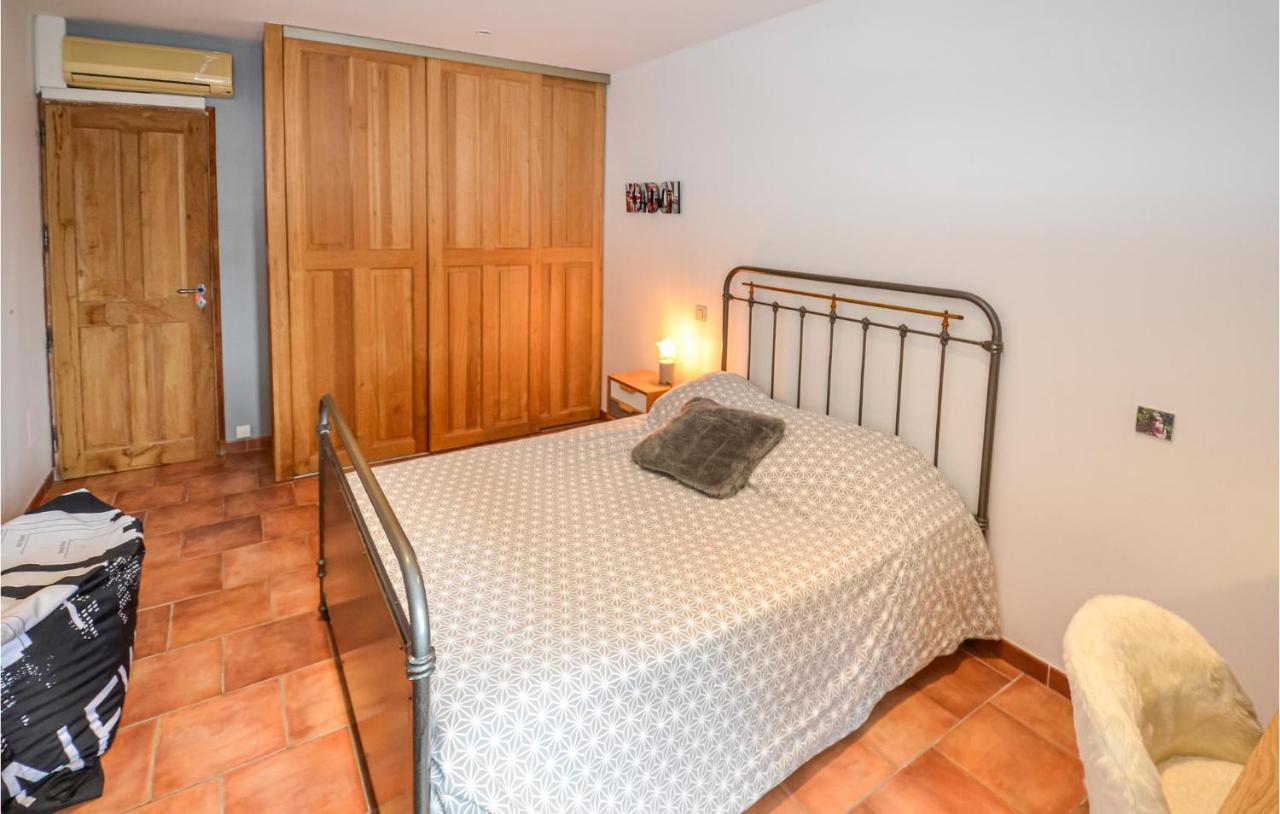 3 Bedroom Awesome Home In Chateuneuf De Gadagne Chateauneuf-de-Gadagne Экстерьер фото