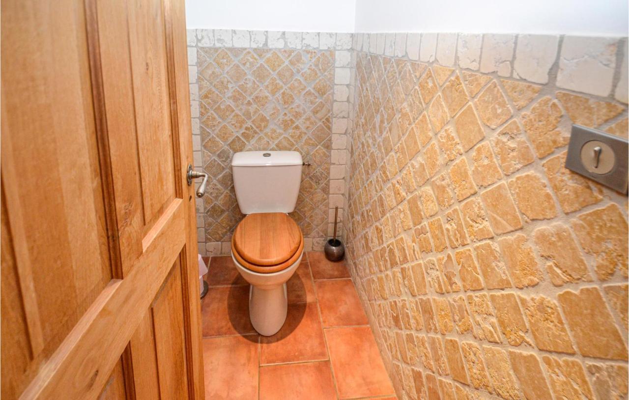 3 Bedroom Awesome Home In Chateuneuf De Gadagne Chateauneuf-de-Gadagne Экстерьер фото